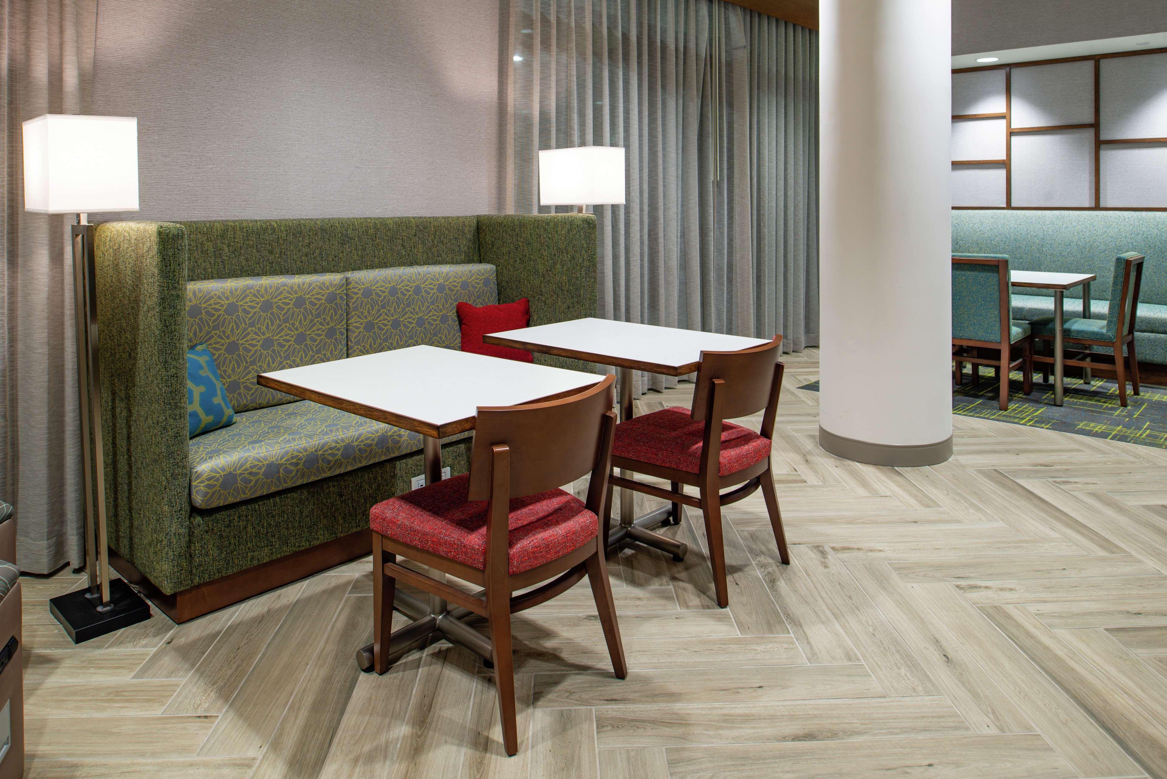 Hampton Inn Tampa Downtown Channel District Екстериор снимка