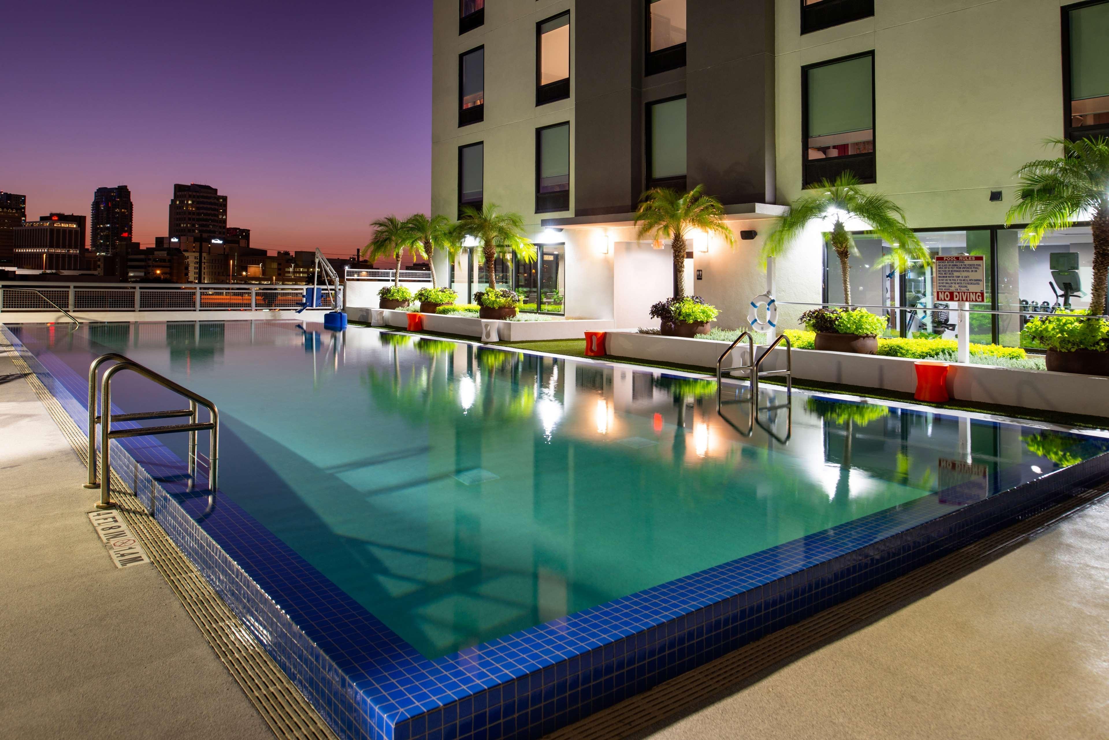 Hampton Inn Tampa Downtown Channel District Екстериор снимка