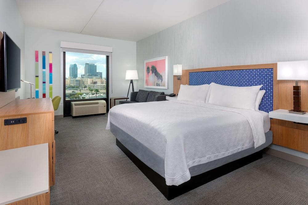 Hampton Inn Tampa Downtown Channel District Екстериор снимка
