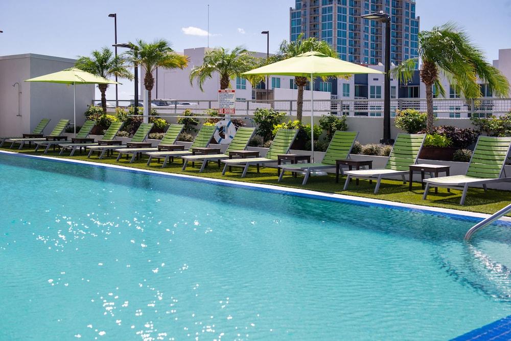 Hampton Inn Tampa Downtown Channel District Екстериор снимка