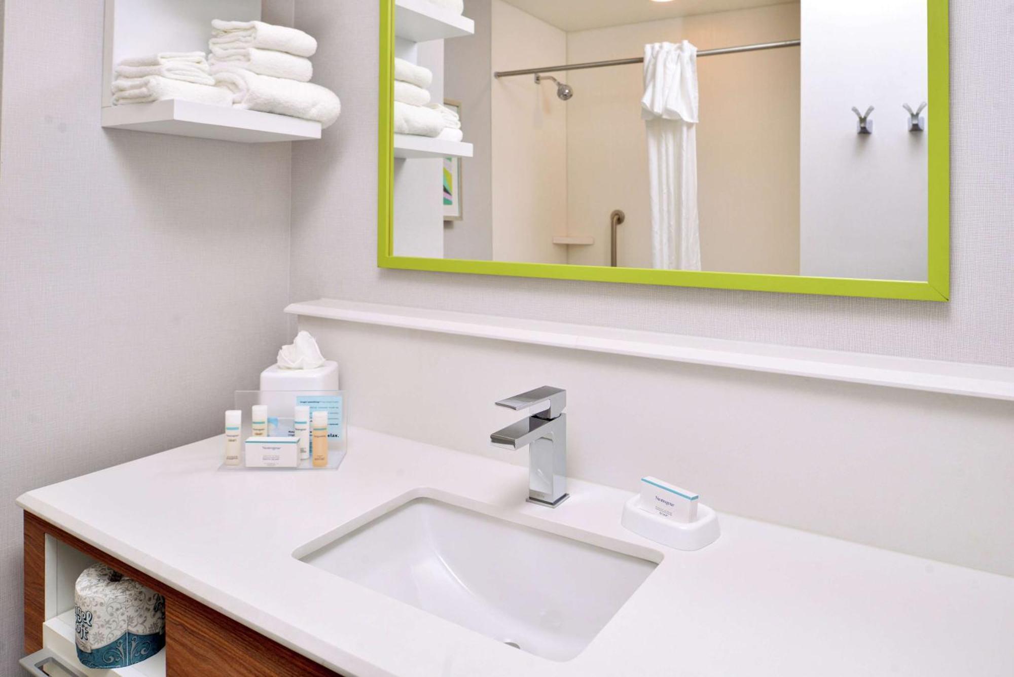 Hampton Inn Tampa Downtown Channel District Екстериор снимка