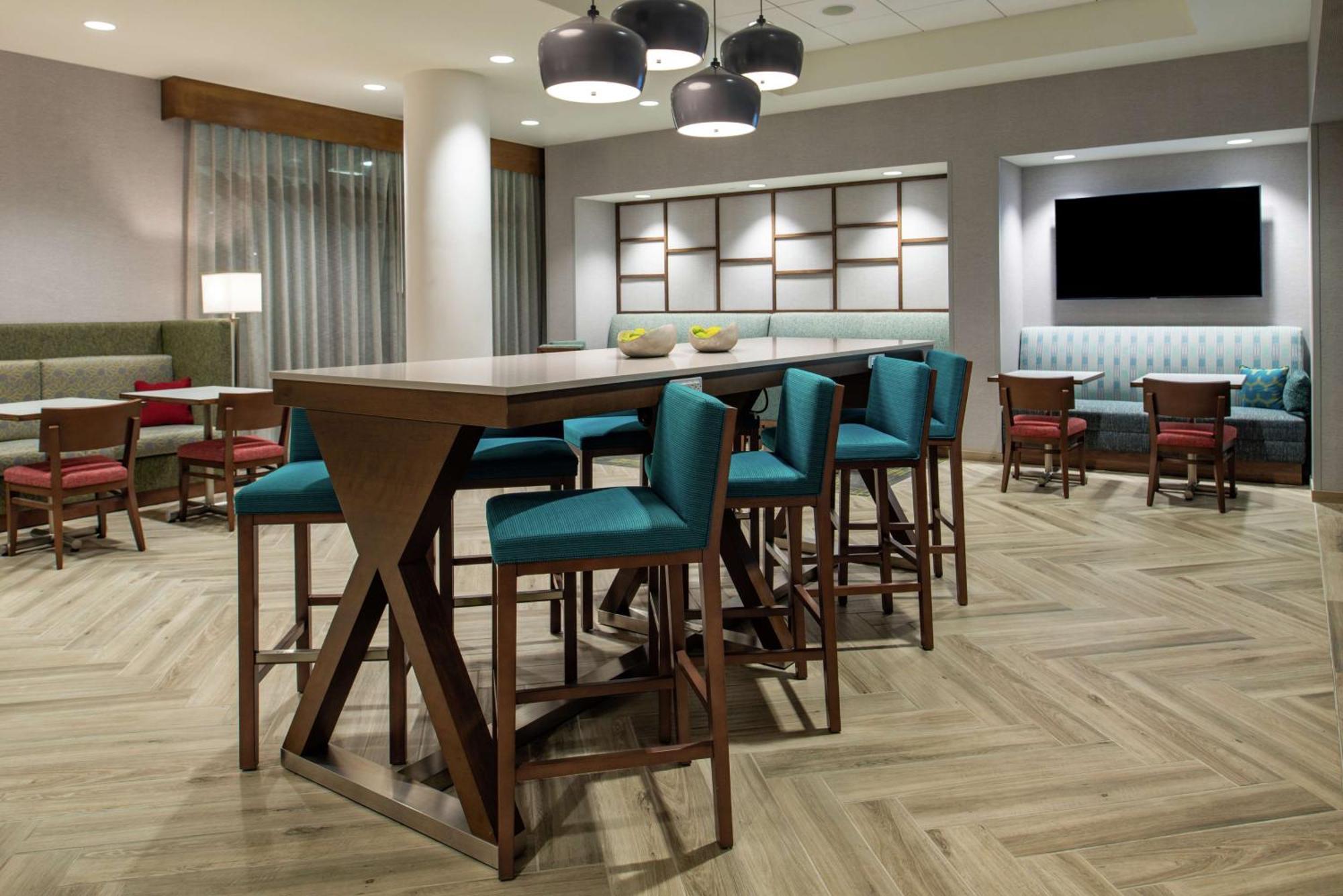 Hampton Inn Tampa Downtown Channel District Екстериор снимка
