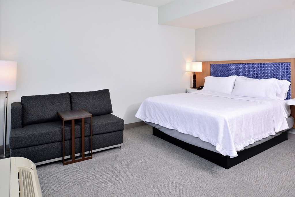 Hampton Inn Tampa Downtown Channel District Стая снимка